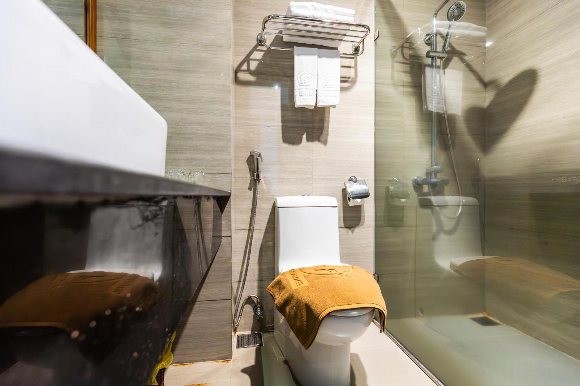 Golden Sun Apartment By New Sky Travel ดานัง ภายนอก รูปภาพ